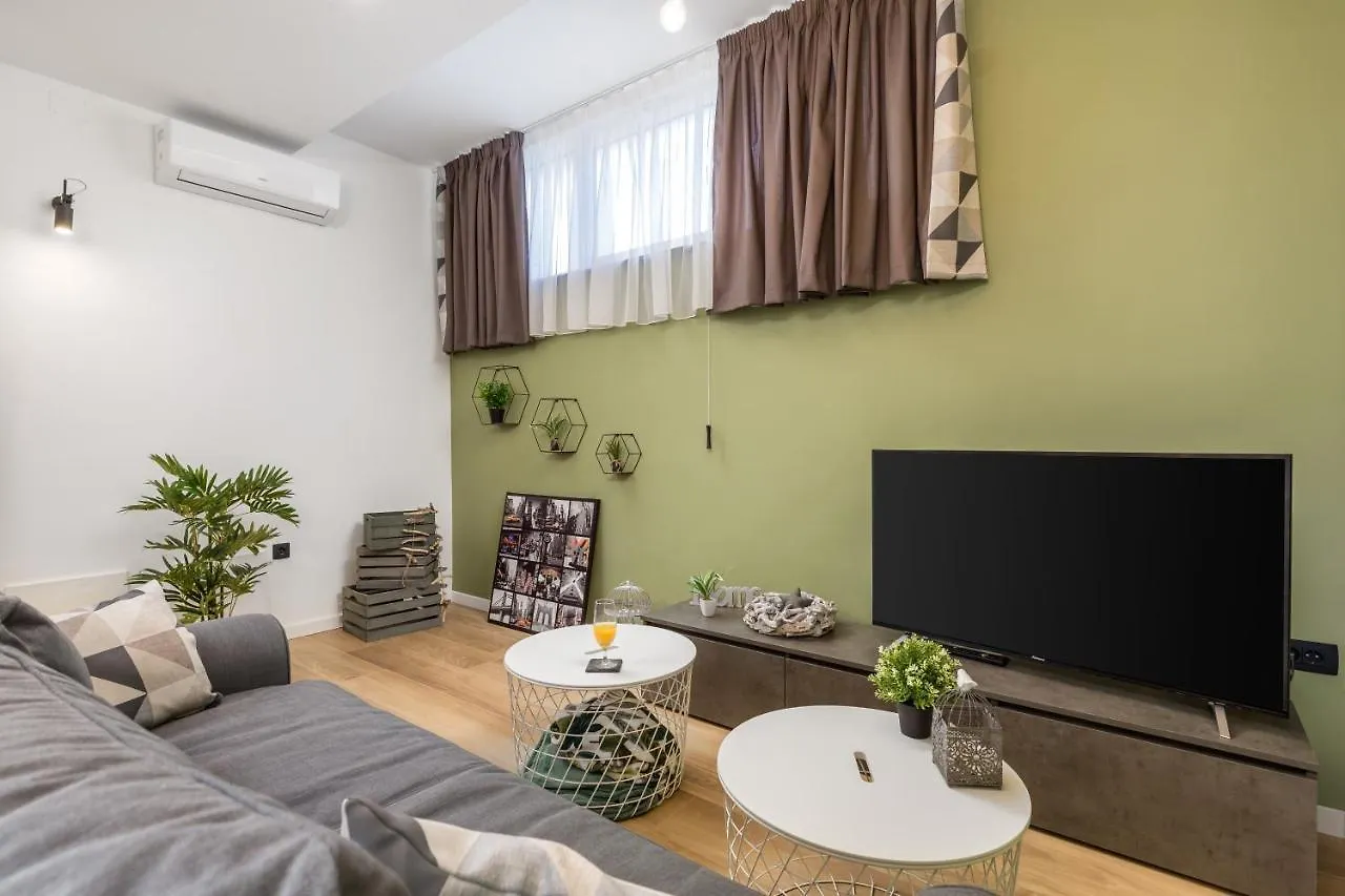Apartments Trio Rijeka 0*,